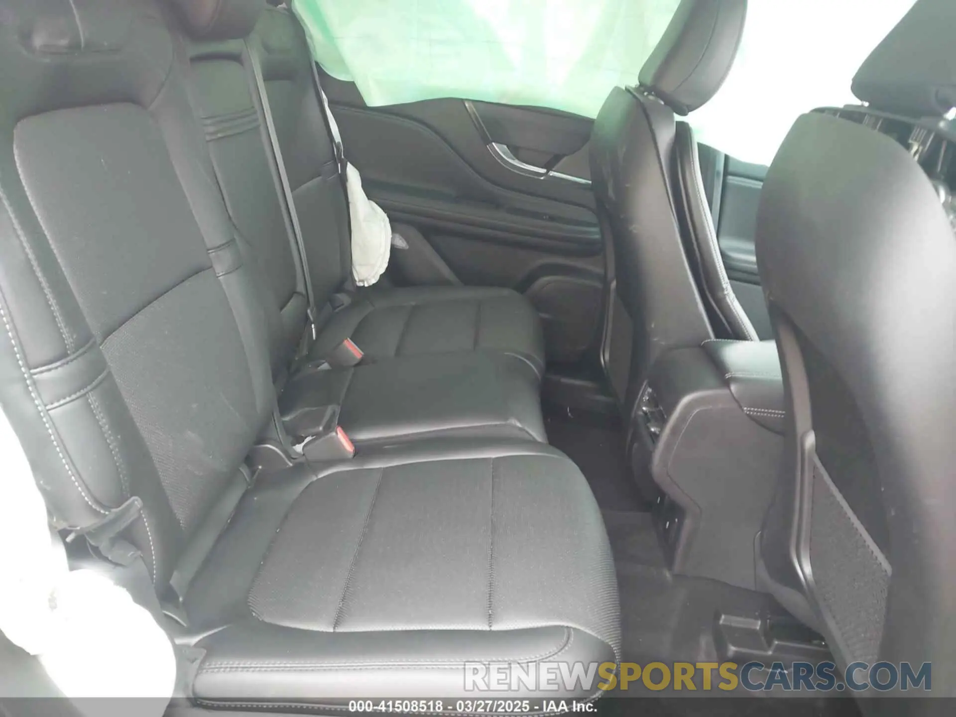 8 fotografías del automóvil dañado 5LMCJ1CA7RUL01805 LINCOLN CORSAIR 2024