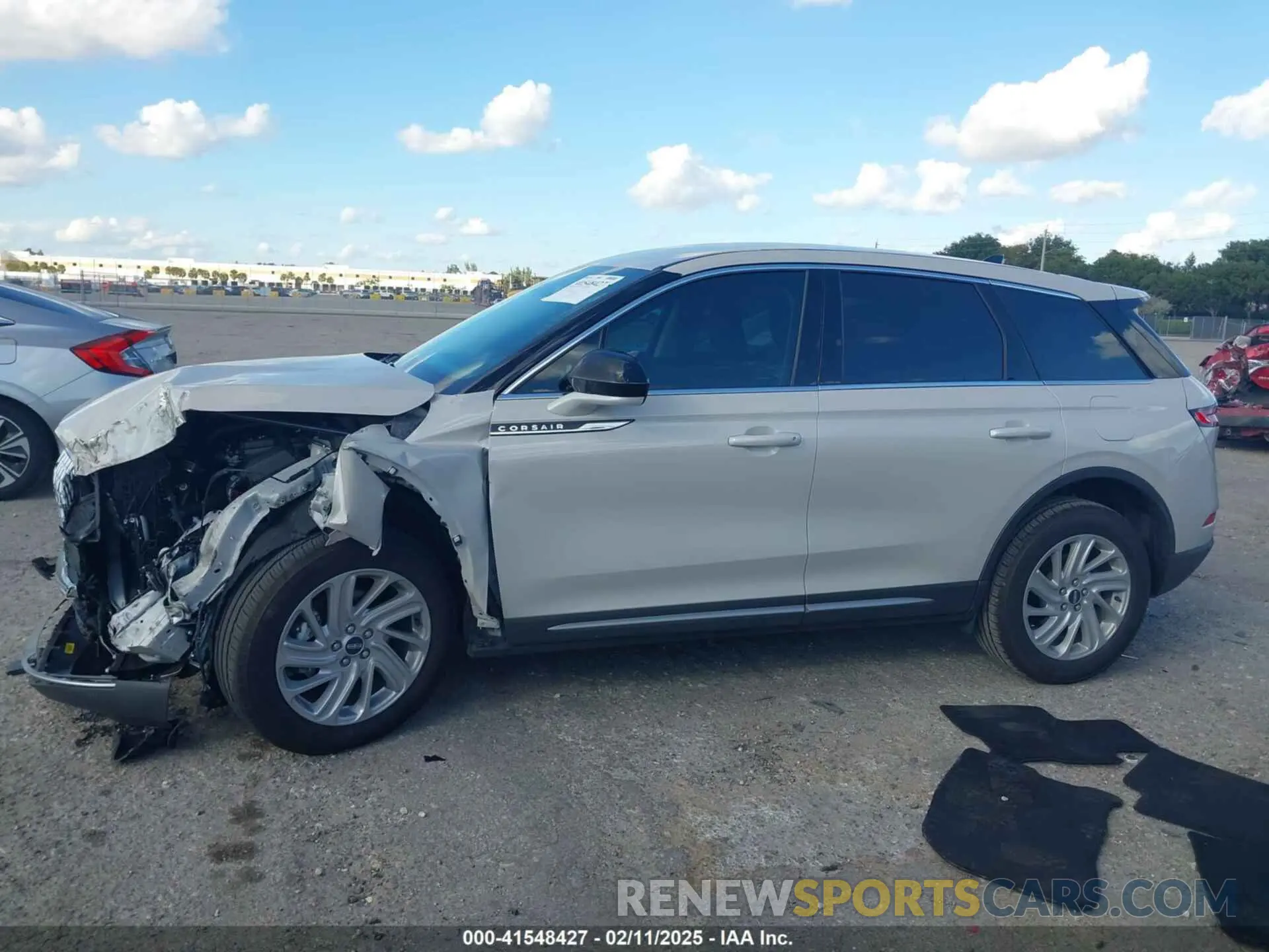 14 fotografías del automóvil dañado 5LMCJ1CAXRUL22440 LINCOLN CORSAIR 2024