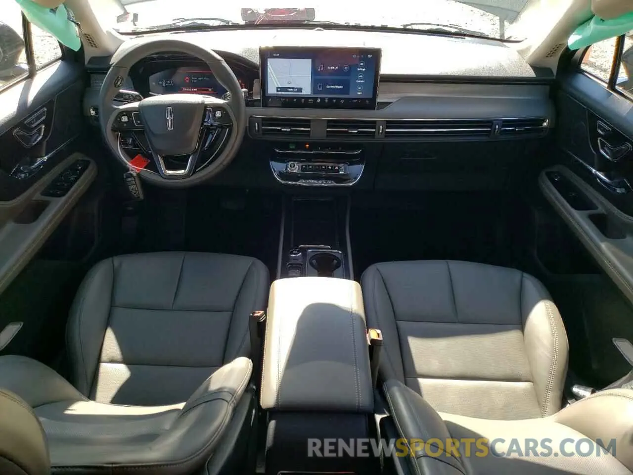 8 fotografías del automóvil dañado 5LMCJ1DA1RUL01331 LINCOLN CORSAIR 2024