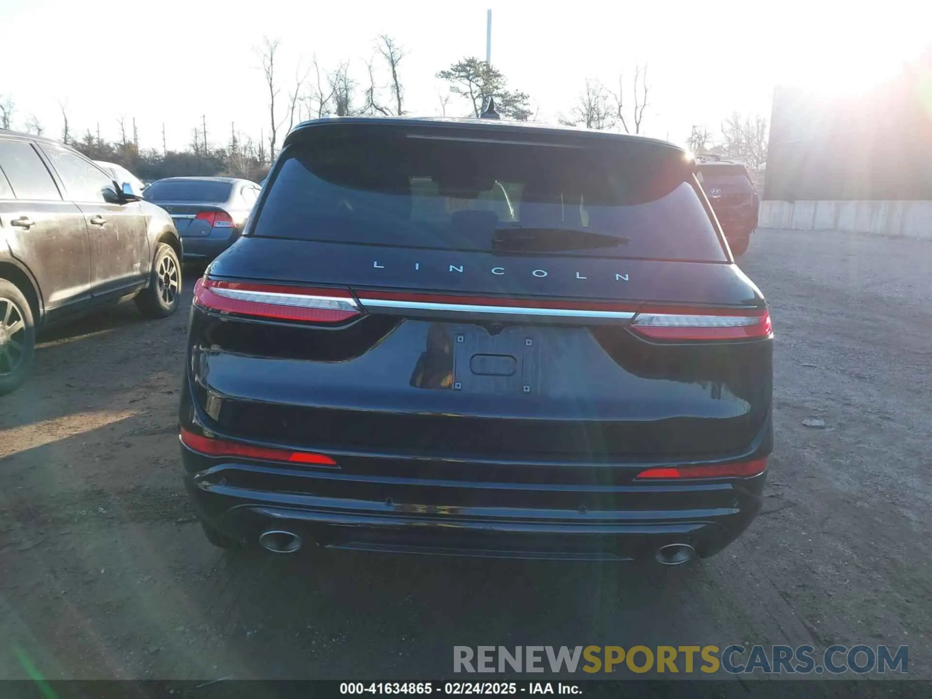 17 fotografías del automóvil dañado 5LMTJ5DZ0RUL17257 LINCOLN CORSAIR 2024