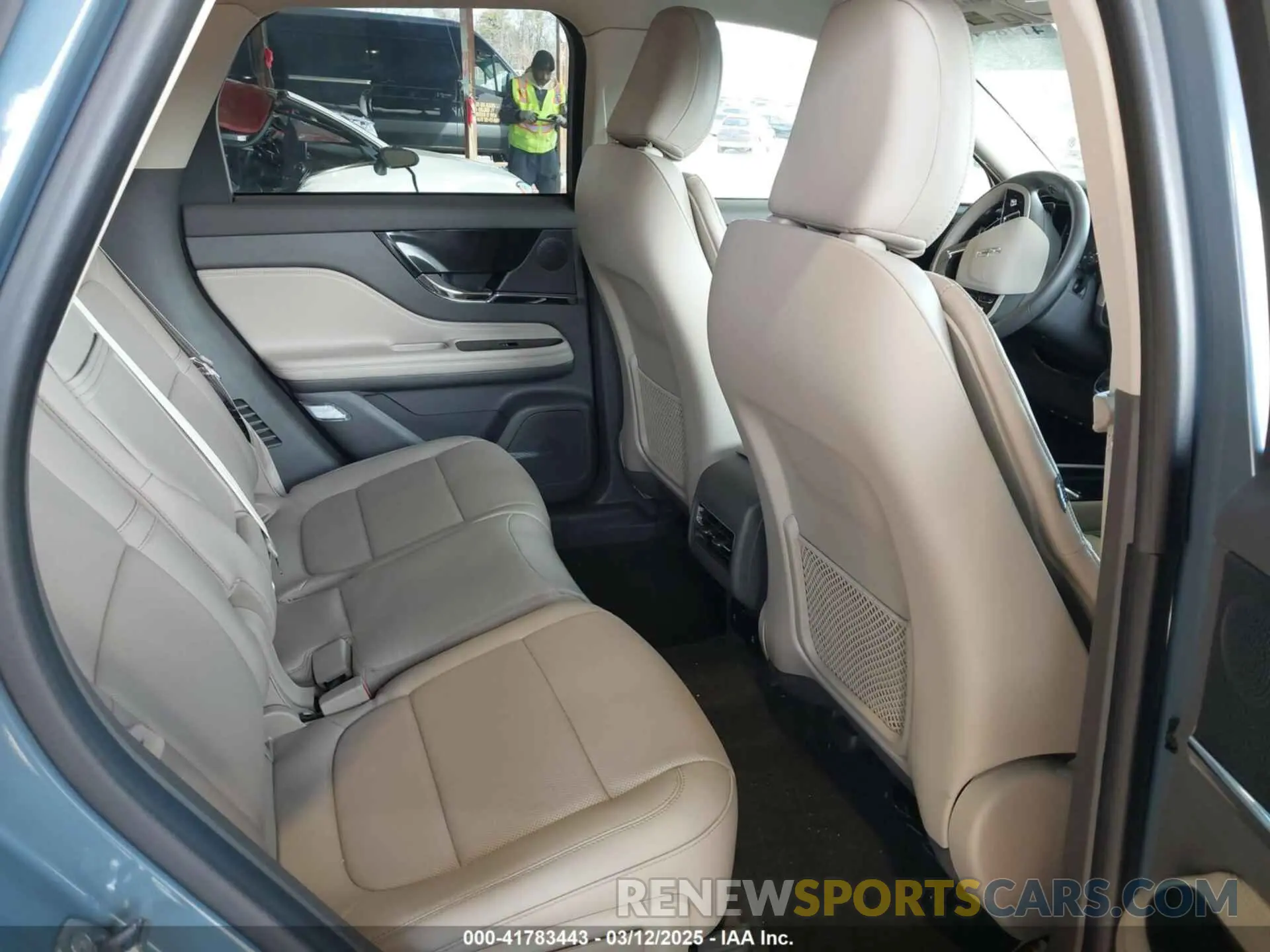 8 fotografías del automóvil dañado 5LMTJ5DZ6RUL07445 LINCOLN CORSAIR 2024