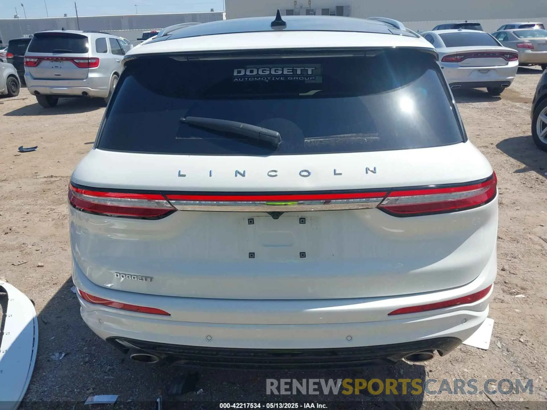 17 fotografías del automóvil dañado 5LMTJ5DZXRUL20764 LINCOLN CORSAIR 2024