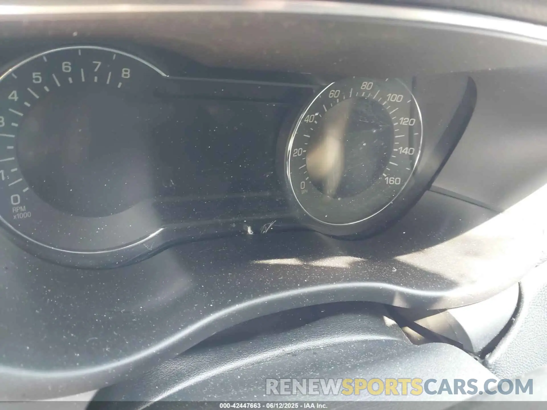 15 fotografías del automóvil dañado 5LMCJ1C90KUL17338 LINCOLN MKC 2019