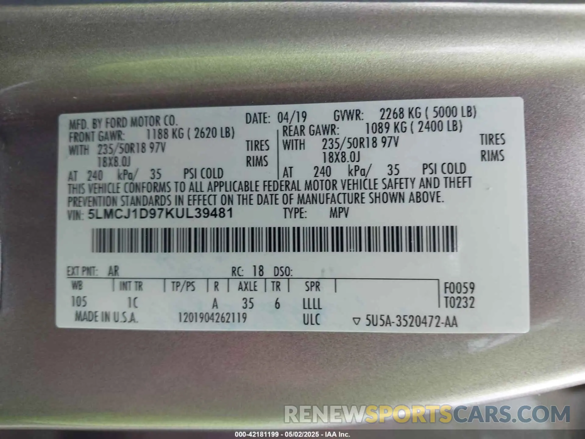 9 fotografías del automóvil dañado 5LMCJ1D97KUL39481 LINCOLN MKC 2019