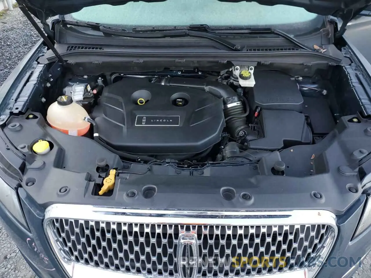 12 fotografías del automóvil dañado 5LMCJ2C94KUL12021 LINCOLN MKC 2019