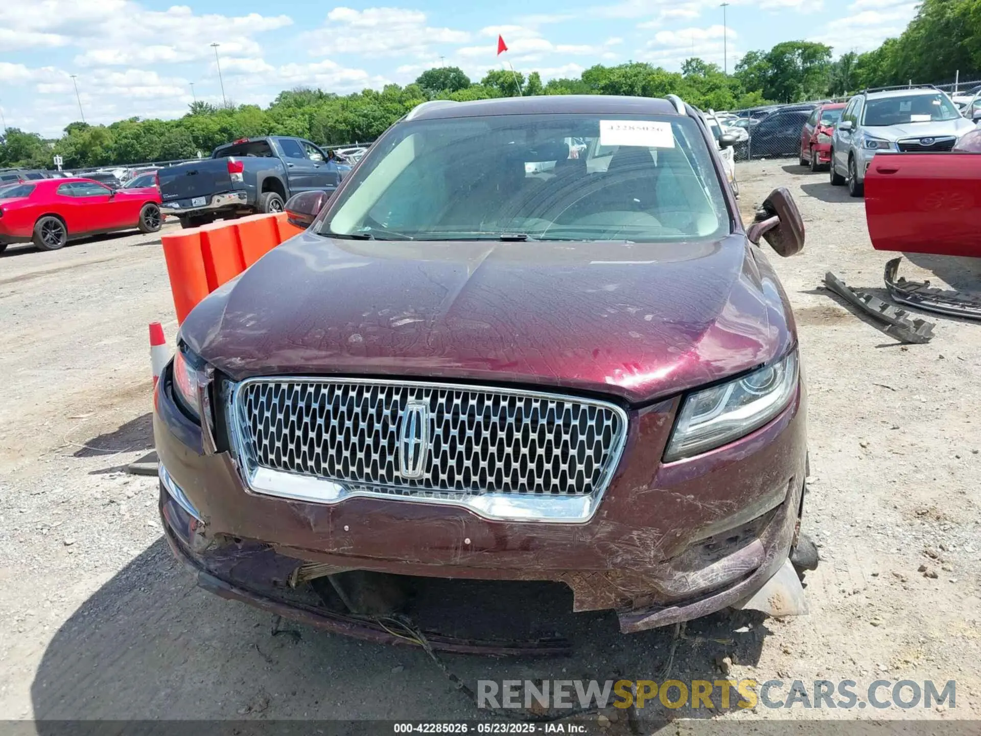 12 fotografías del automóvil dañado 5LMCJ2C96KUL17527 LINCOLN MKC 2019
