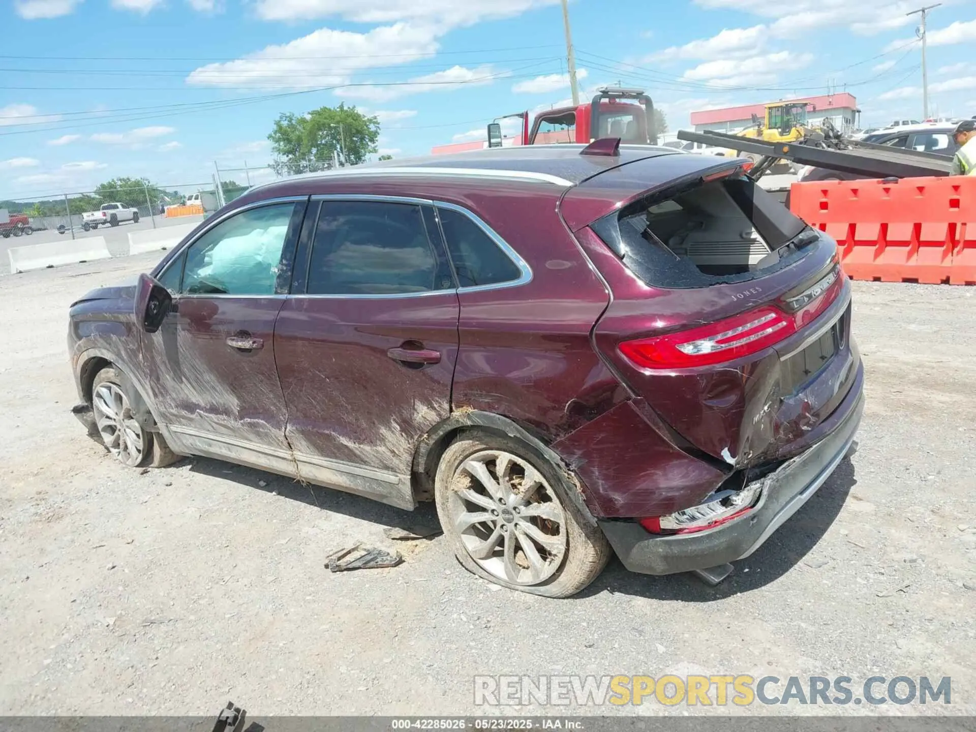 14 fotografías del automóvil dañado 5LMCJ2C96KUL17527 LINCOLN MKC 2019