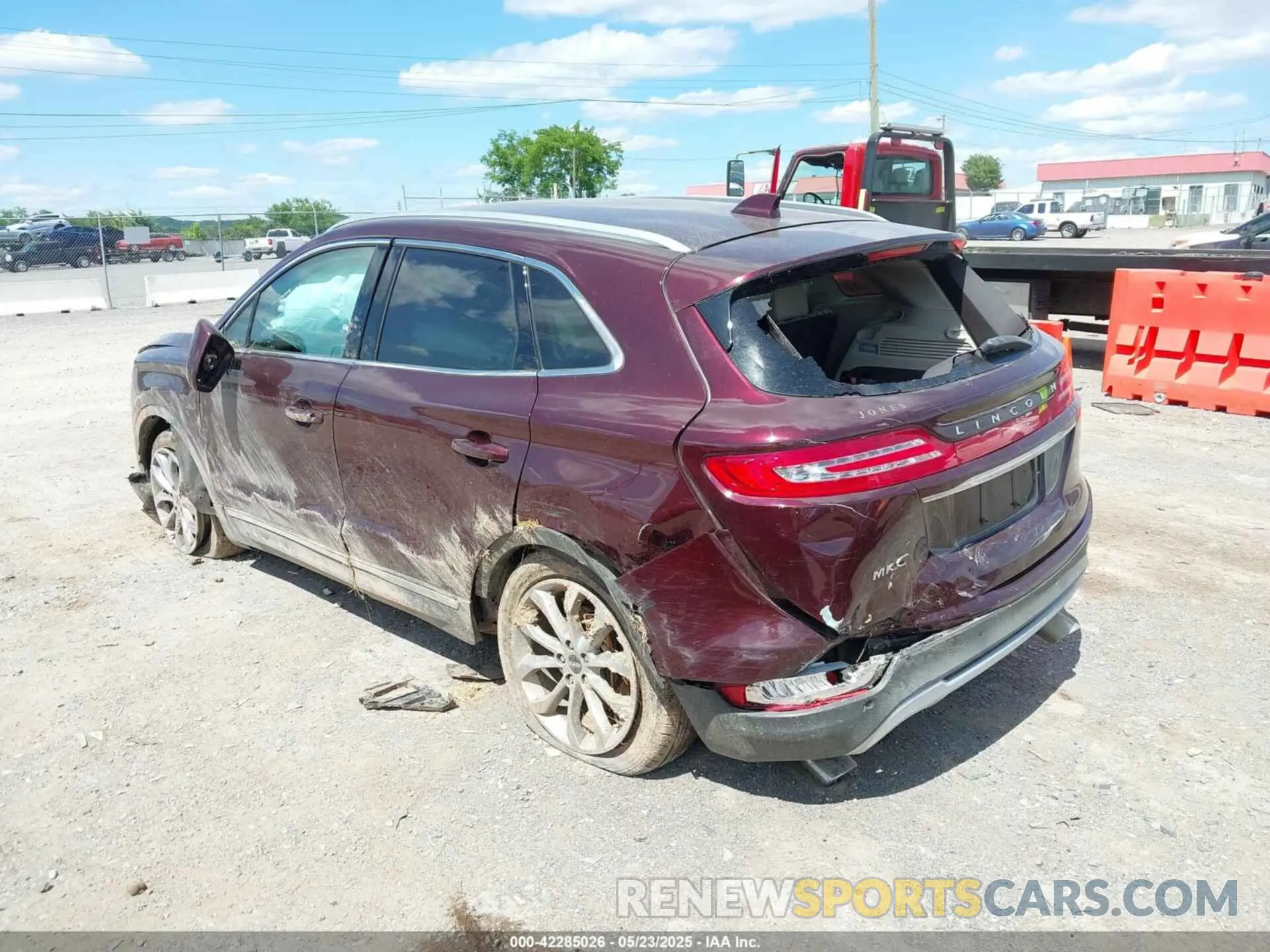 6 fotografías del automóvil dañado 5LMCJ2C96KUL17527 LINCOLN MKC 2019