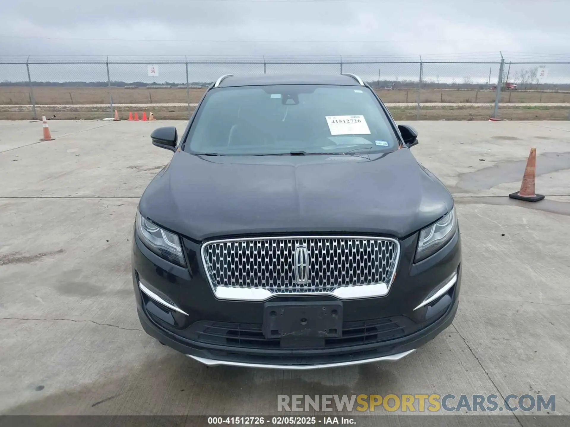 12 fotografías del automóvil dañado 5LMCJ2C99KUL52725 LINCOLN MKC 2019
