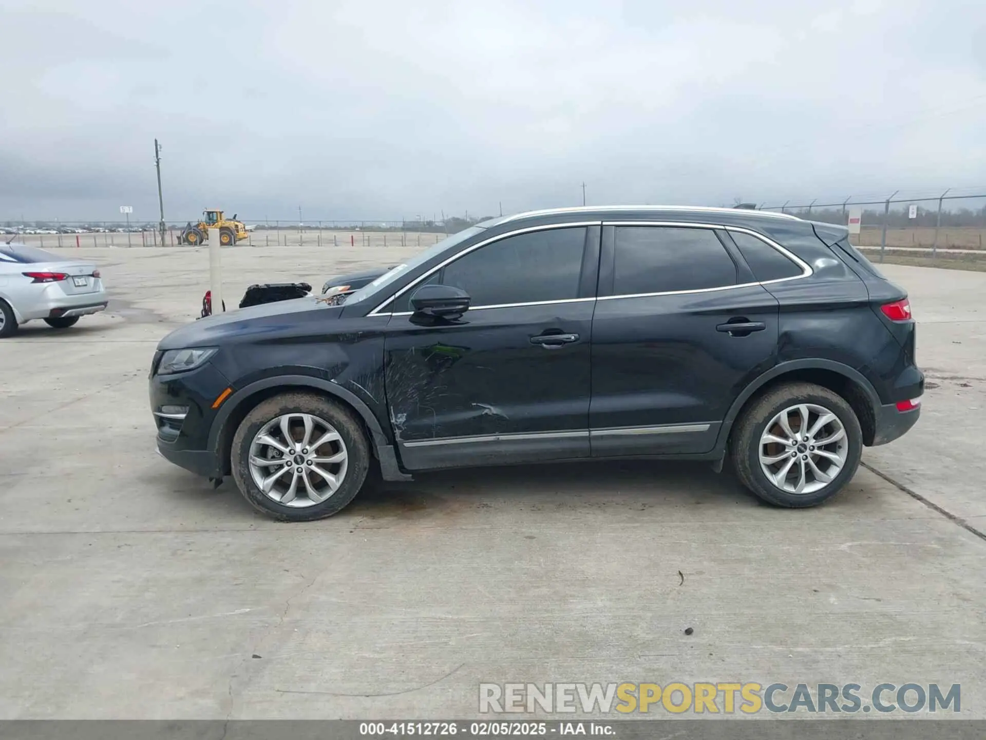 14 fotografías del automóvil dañado 5LMCJ2C99KUL52725 LINCOLN MKC 2019