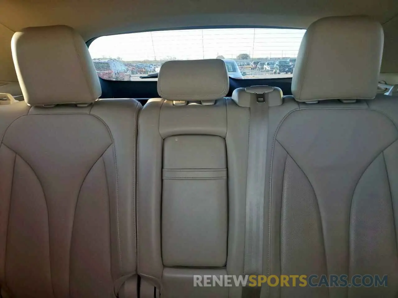 10 fotografías del automóvil dañado 5LMCJ2D90KUL37996 LINCOLN MKC 2019