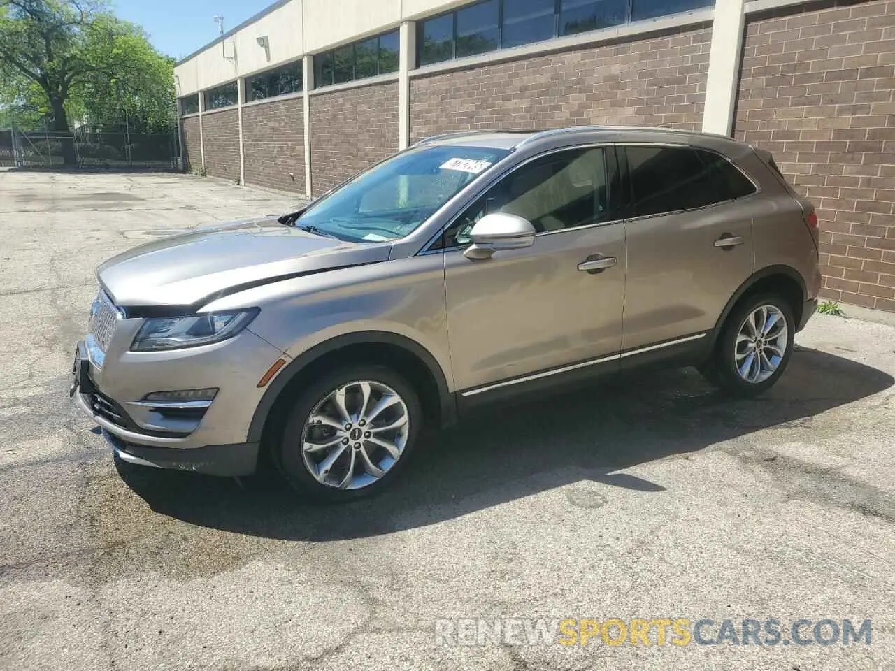 1 fotografías del automóvil dañado 5LMCJ2D90KUL46326 LINCOLN MKC 2019