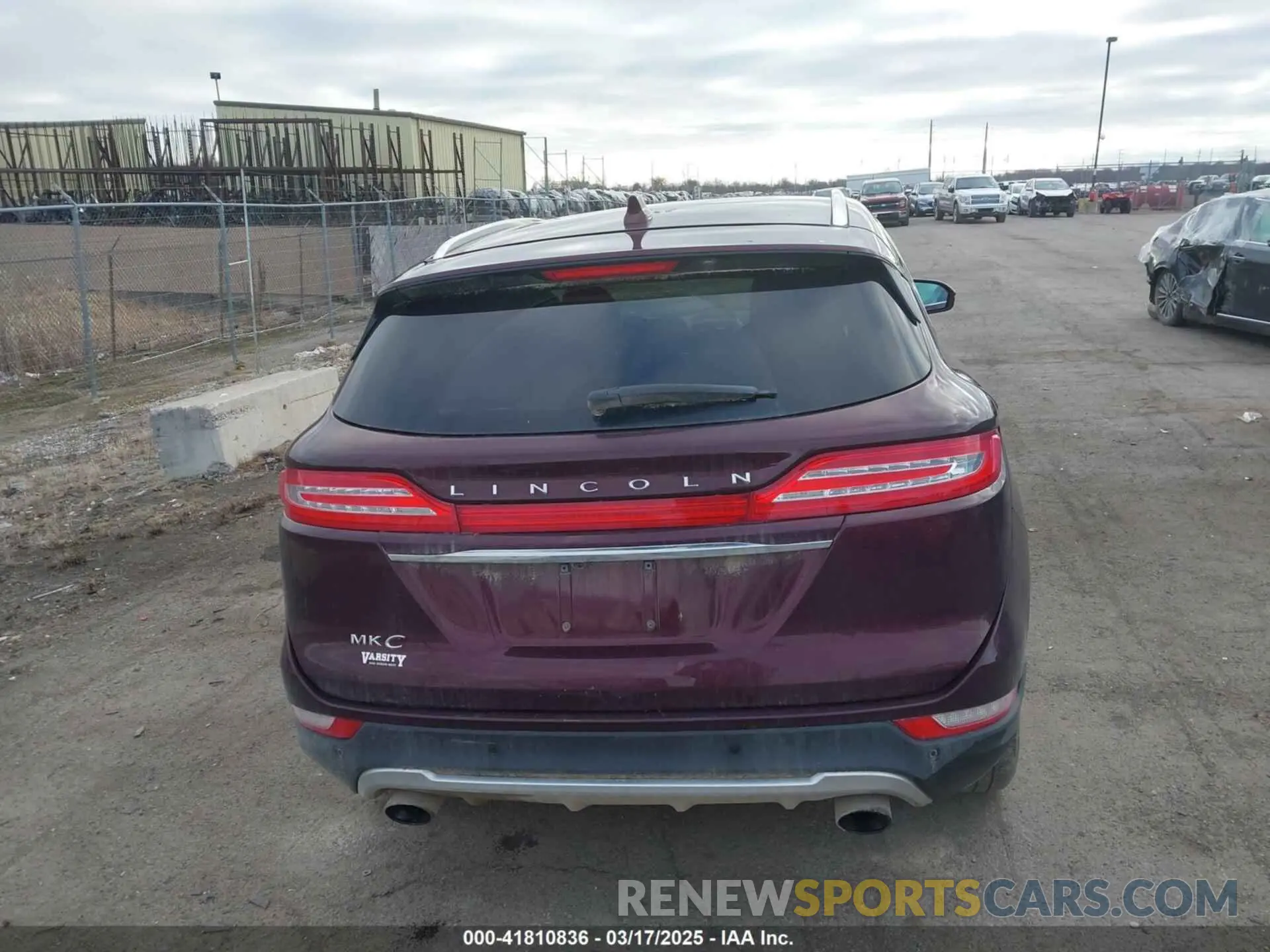 16 fotografías del automóvil dañado 5LMCJ2D93KUL21128 LINCOLN MKC 2019