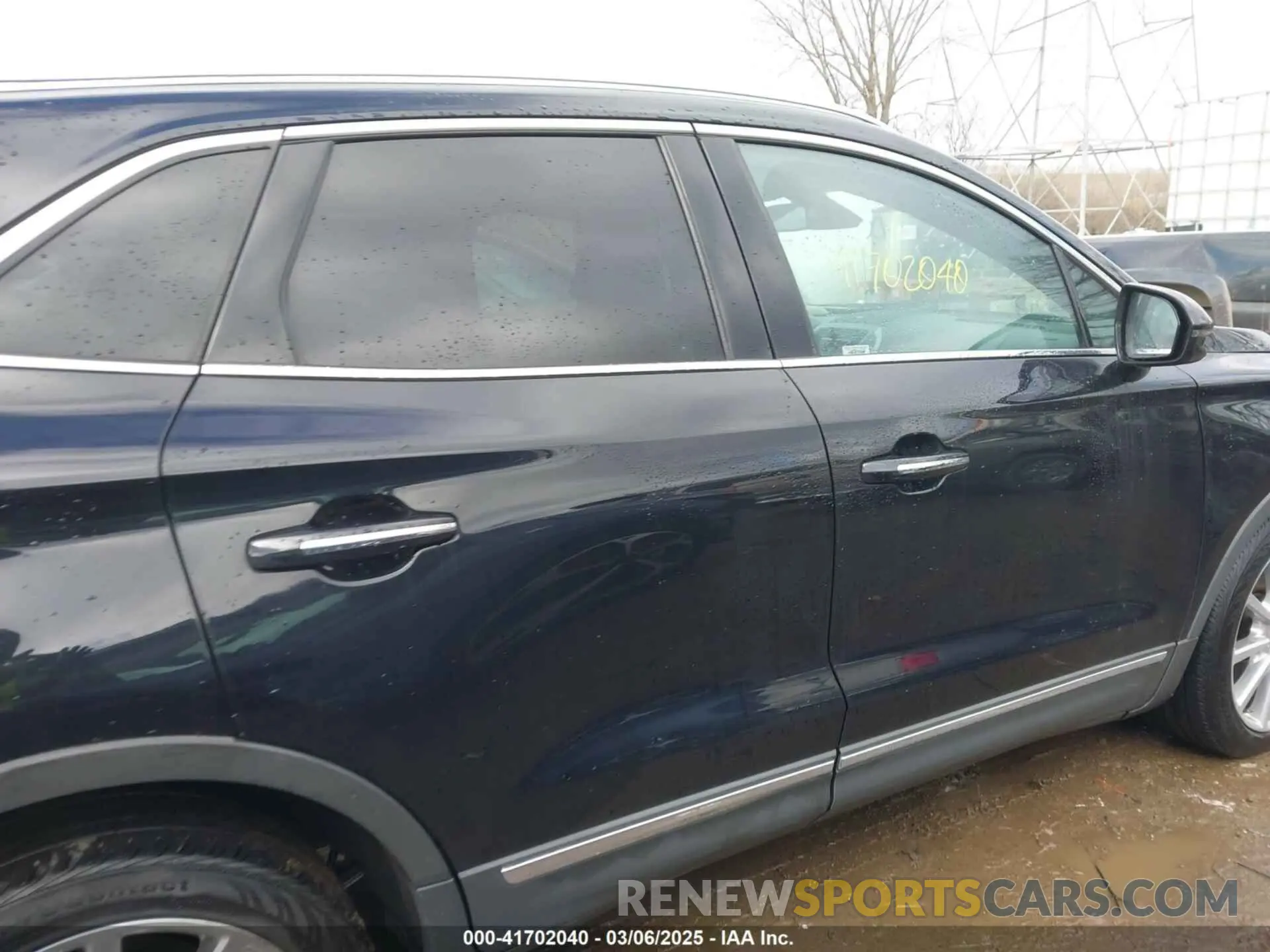 14 fotografías del automóvil dañado 5LMCJ3C91KUL06697 LINCOLN MKC 2019