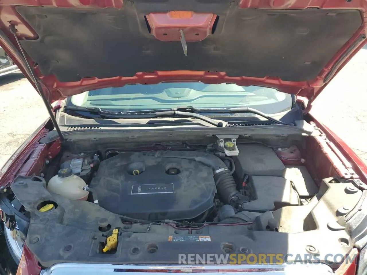 12 fotografías del automóvil dañado 5LMCJ3C91KUL43975 LINCOLN MKC 2019