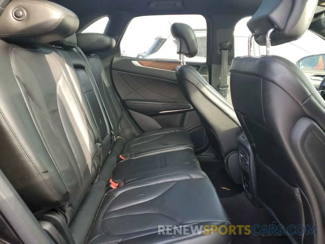 11 fotografías del automóvil dañado 5LMCJ3C92KUL53298 LINCOLN MKC 2019
