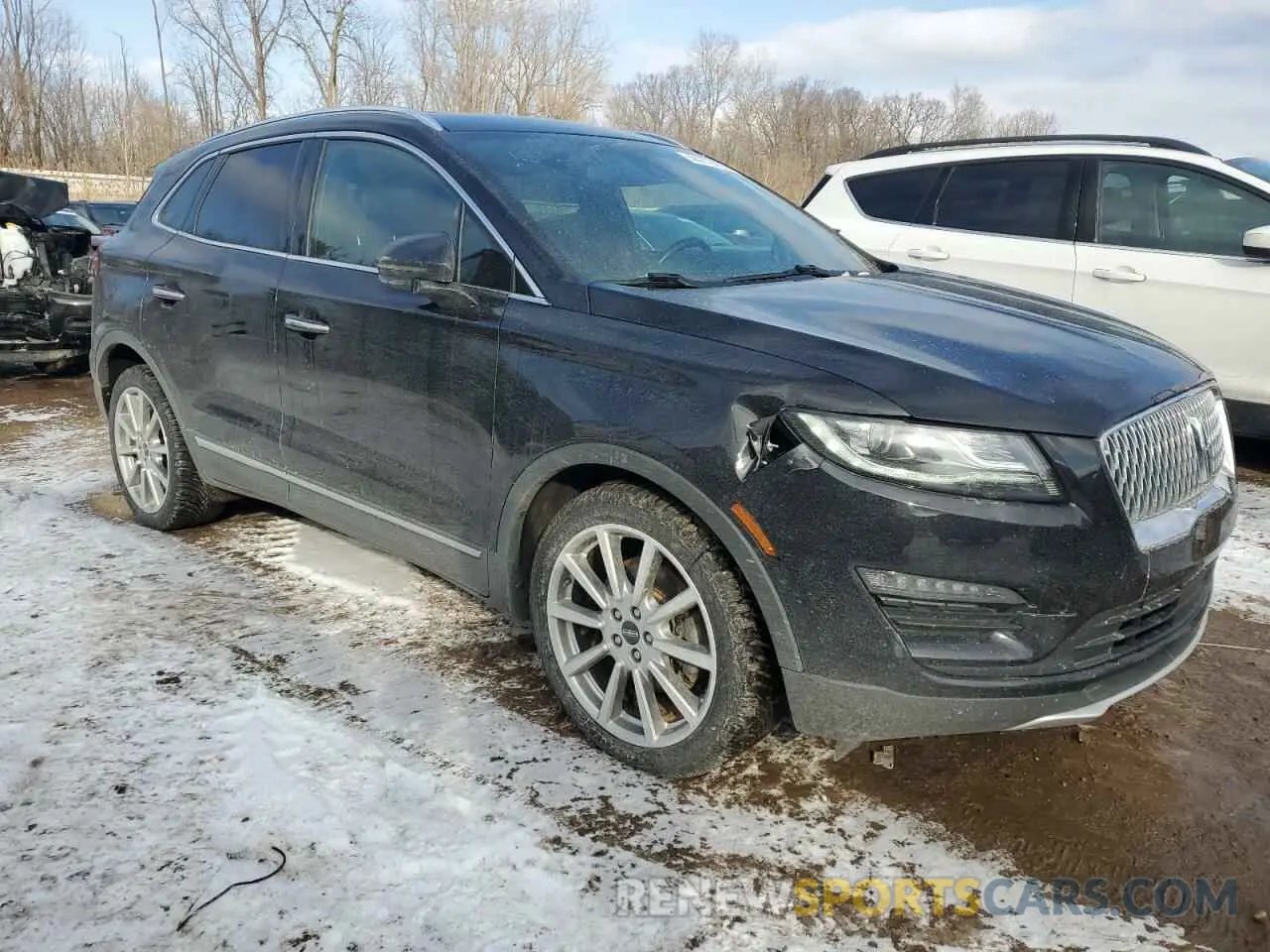 4 fotografías del automóvil dañado 5LMCJ3C92KUL53298 LINCOLN MKC 2019