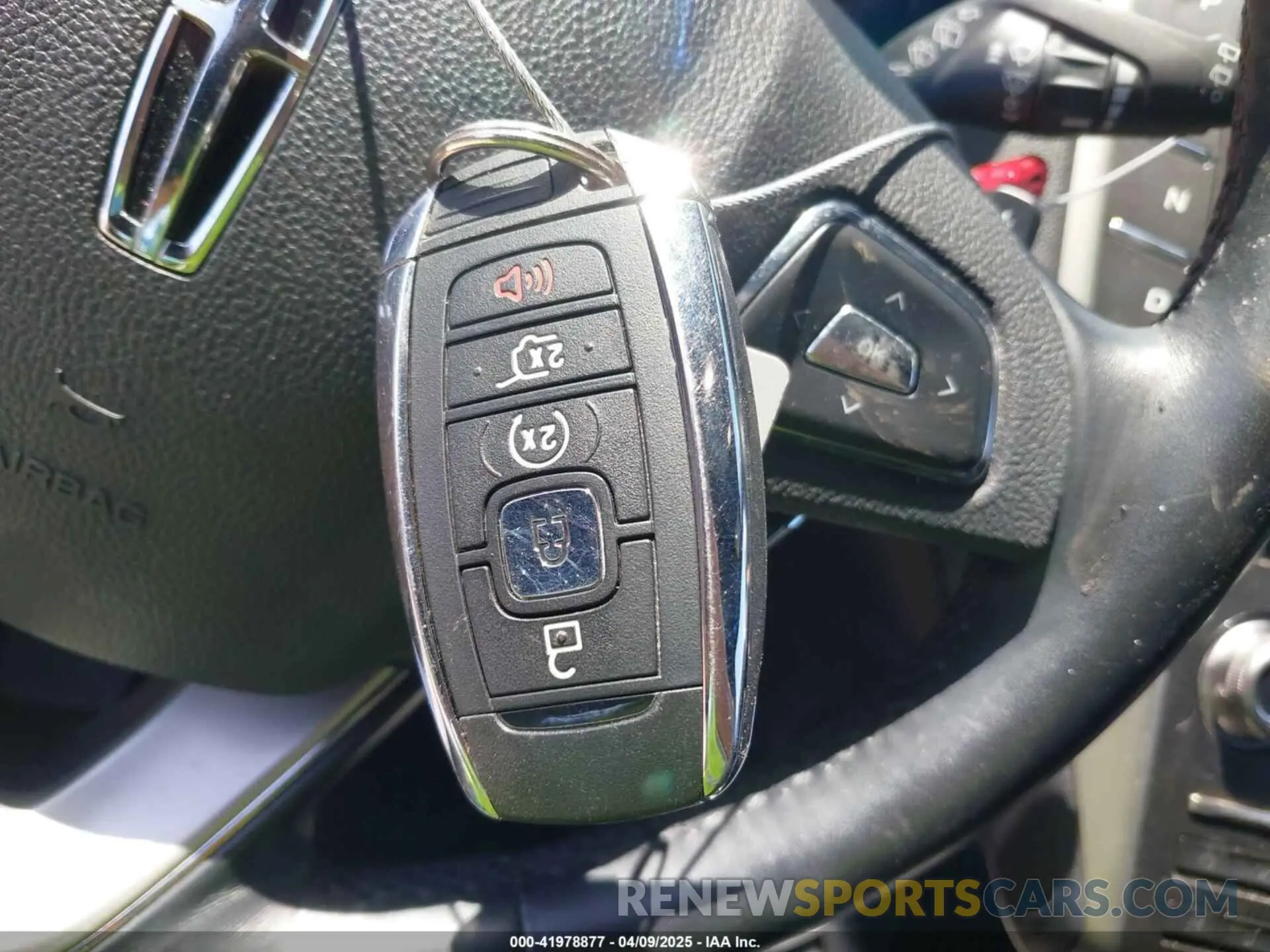 11 fotografías del automóvil dañado 5LMCJ3C93KUL35294 LINCOLN MKC 2019