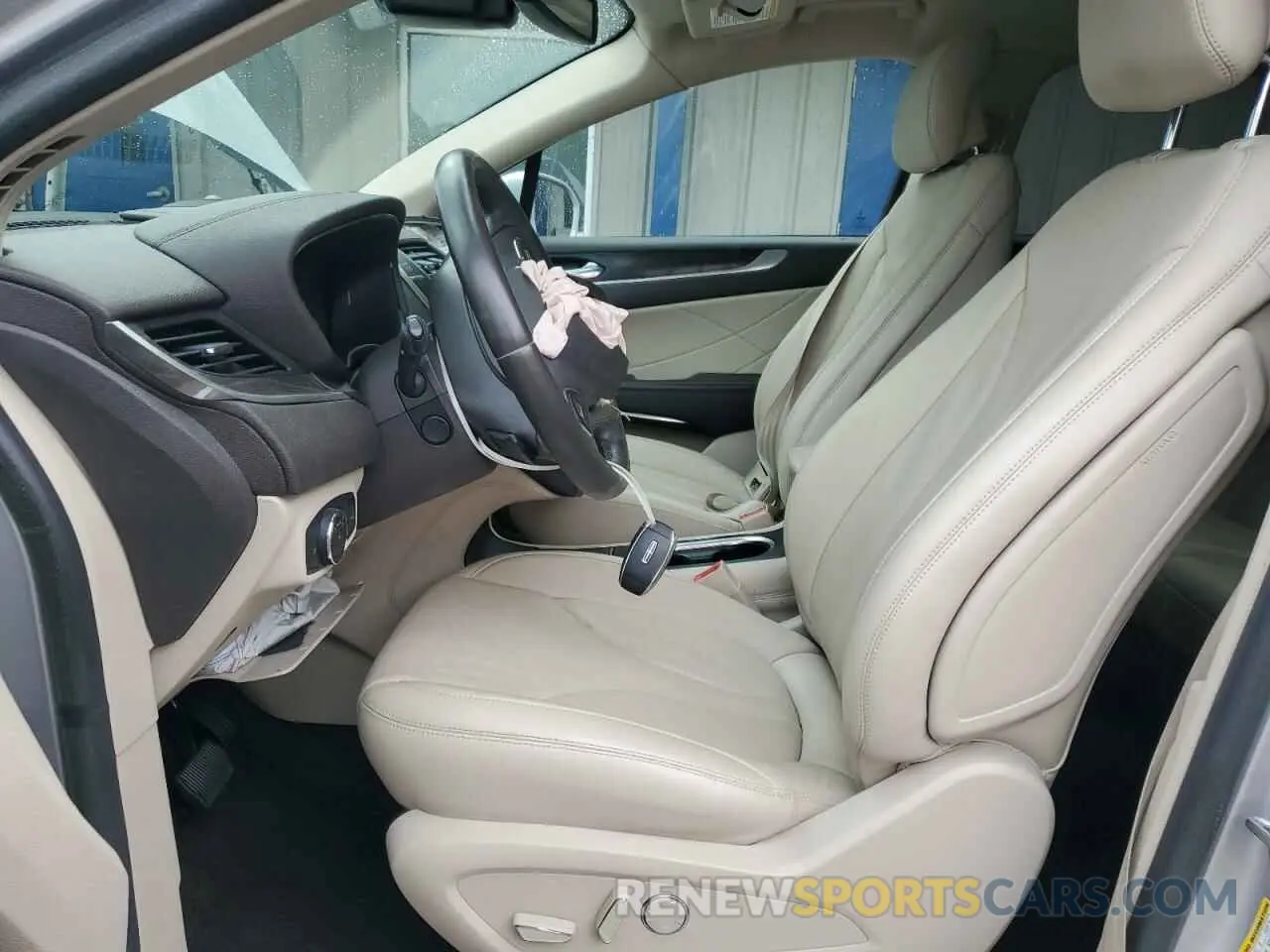 7 fotografías del automóvil dañado 5LMCJ3C97KUL46993 LINCOLN MKC 2019