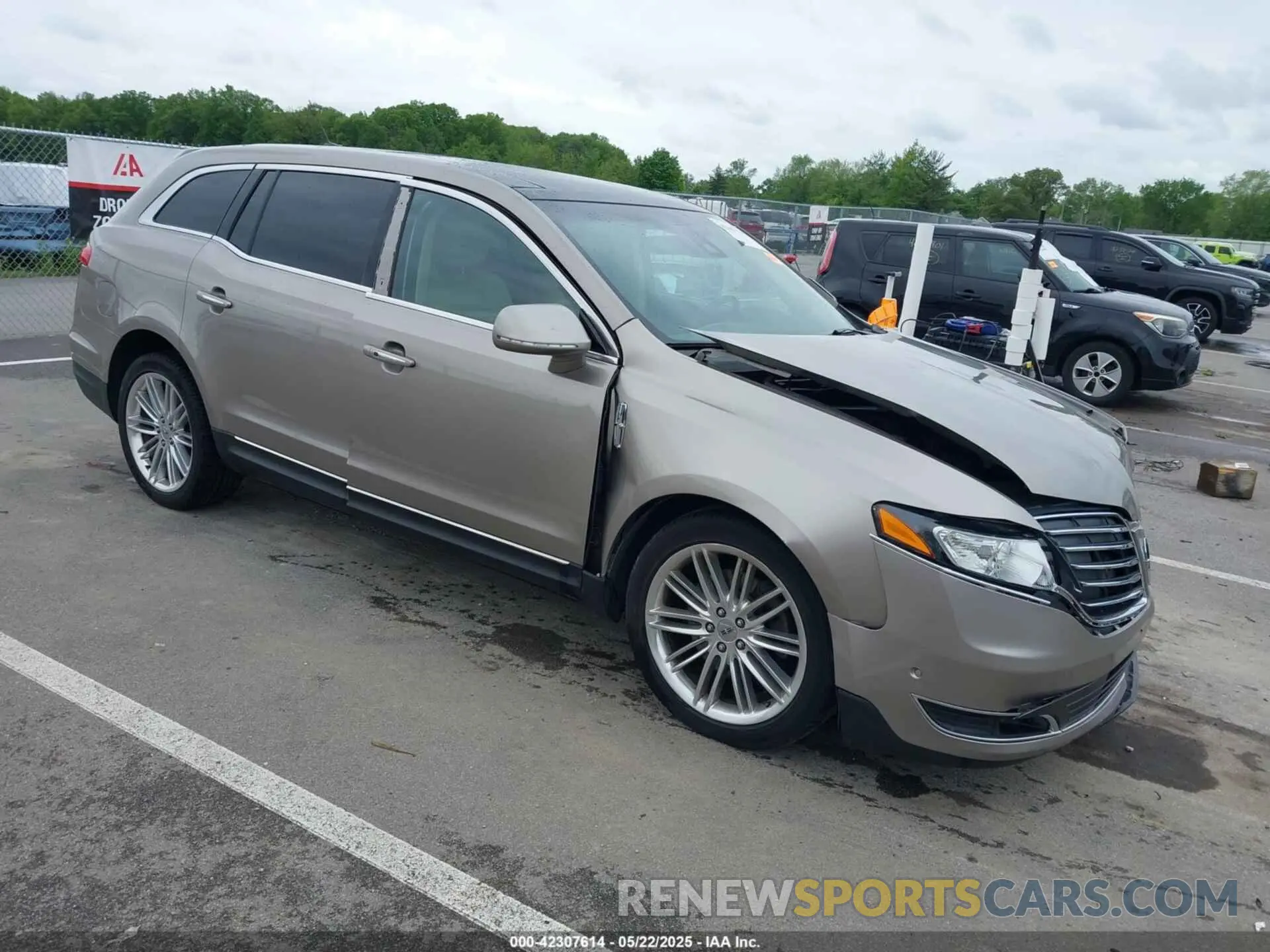 1 fotografías del automóvil dañado 2LMHJ5AT8KBL03986 LINCOLN MKT 2019