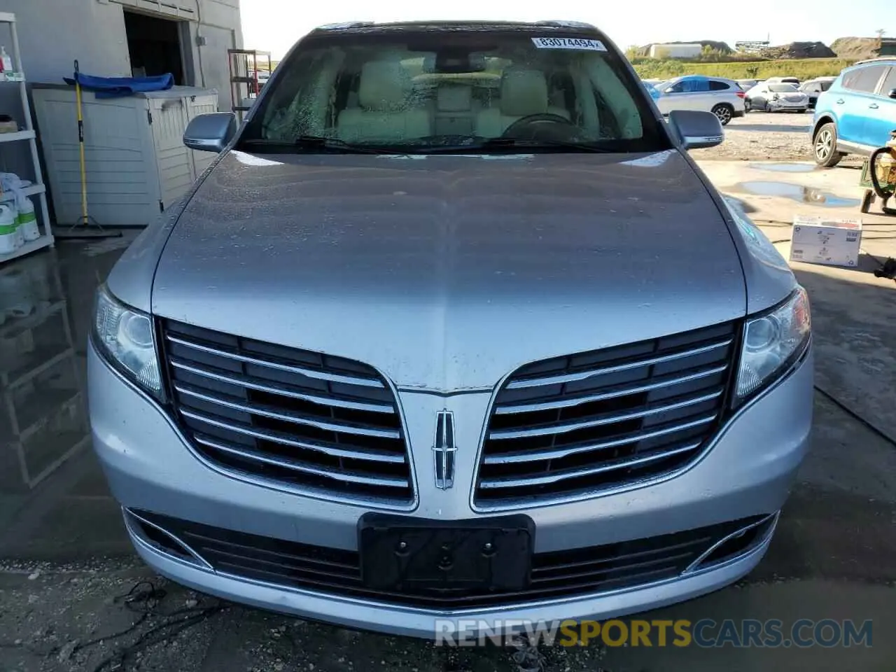 5 fotografías del automóvil dañado 2LMHJ5ATXKBL04167 LINCOLN MKT 2019