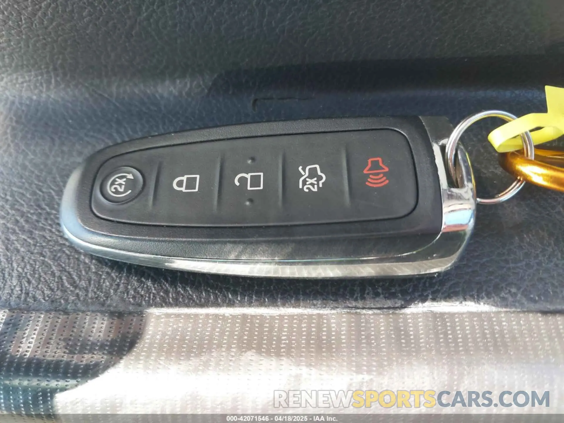 11 fotografías del automóvil dañado 2LMHJ5NK2KBL03273 LINCOLN MKT 2019
