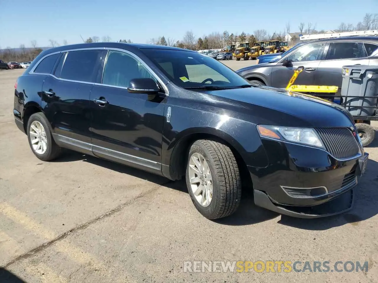 4 fotografías del automóvil dañado 2LMHJ5NK3KBL04402 LINCOLN MKT 2019