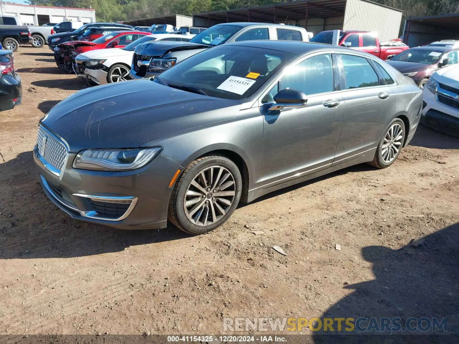 2 fotografías del automóvil dañado 3LN6L5A91KR618759 LINCOLN MKZ 2019