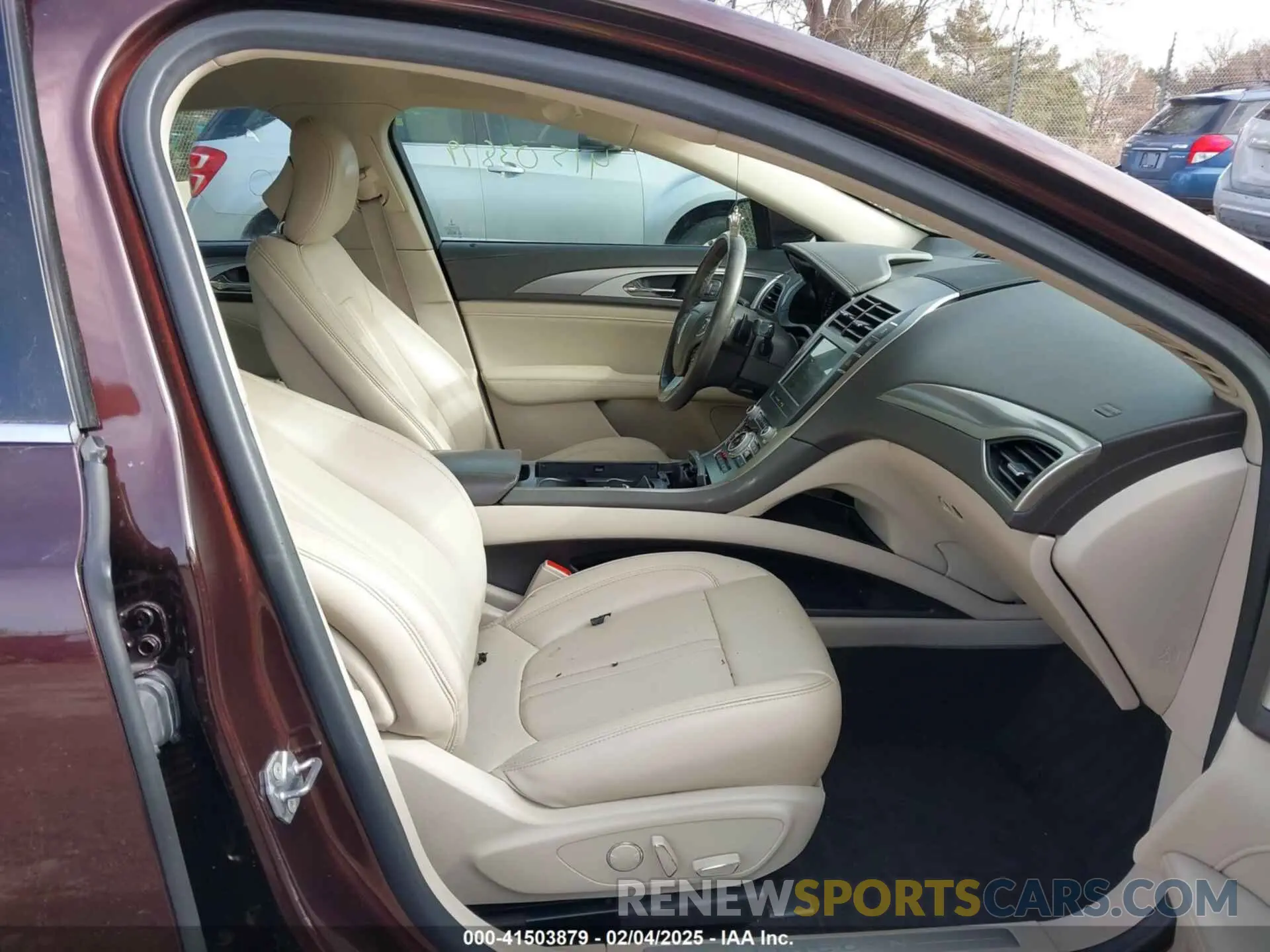 5 fotografías del automóvil dañado 3LN6L5B95KR605611 LINCOLN MKZ 2019