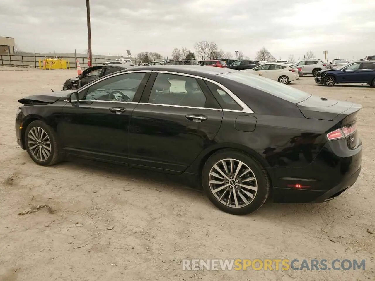 2 fotografías del automóvil dañado 3LN6L5C94KR620888 LINCOLN MKZ 2019
