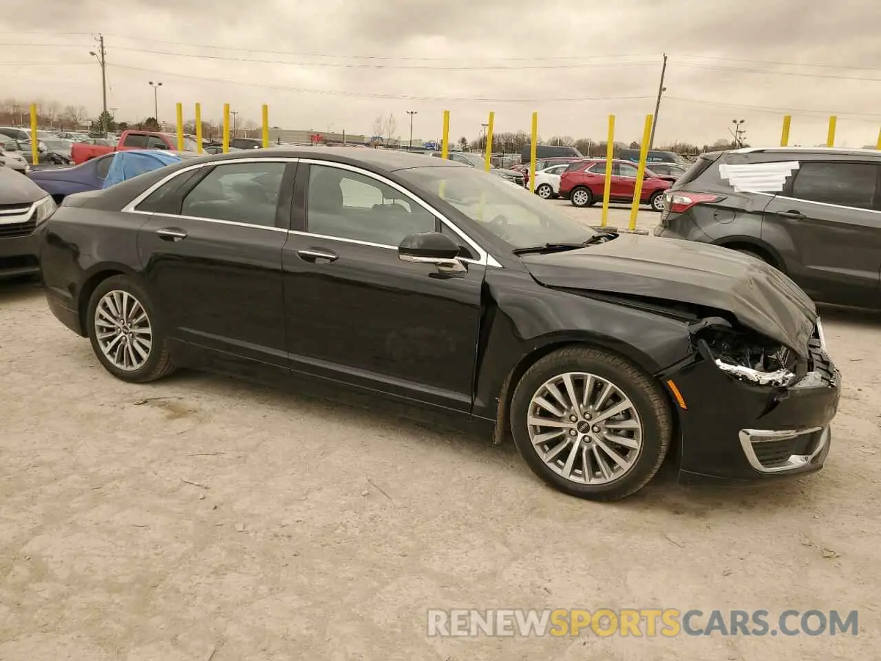 4 fotografías del automóvil dañado 3LN6L5C94KR620888 LINCOLN MKZ 2019