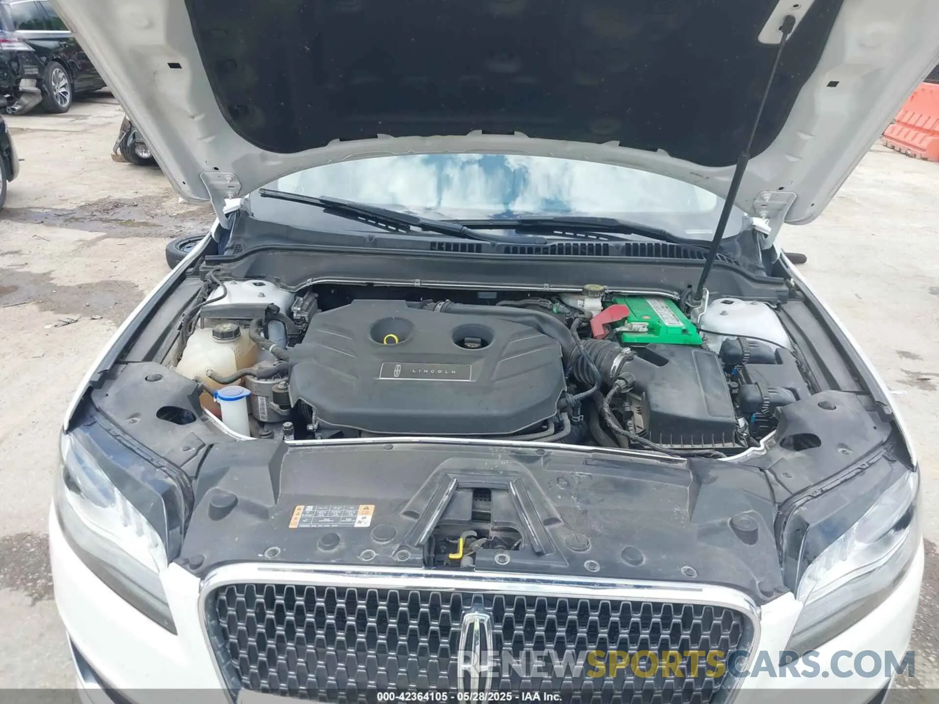10 fotografías del automóvil dañado 3LN6L5C98KR613877 LINCOLN MKZ 2019