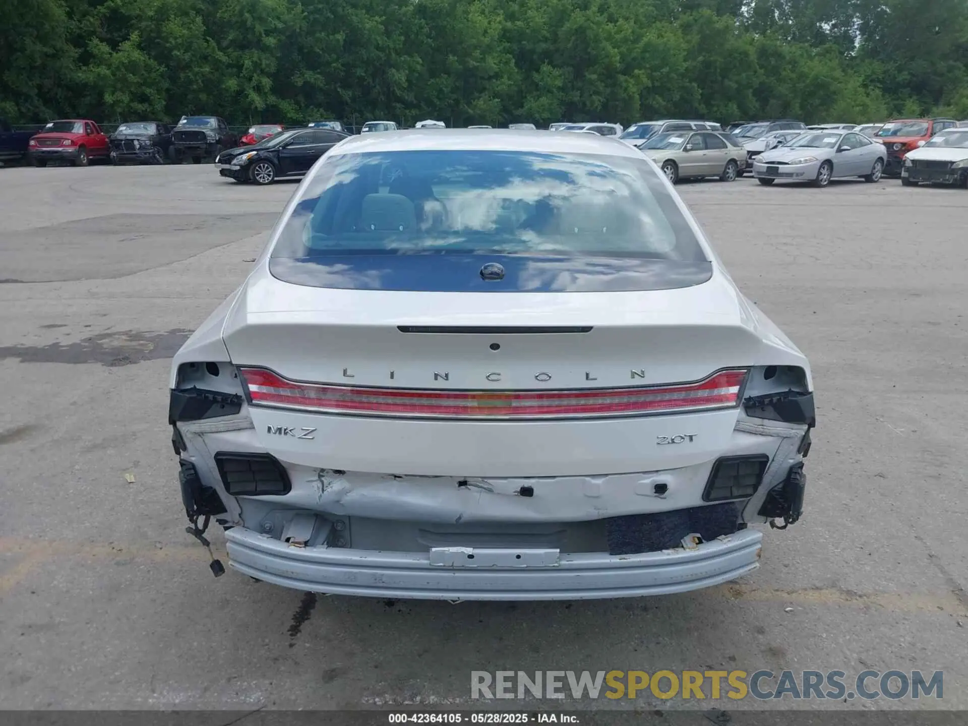 17 fotografías del automóvil dañado 3LN6L5C98KR613877 LINCOLN MKZ 2019