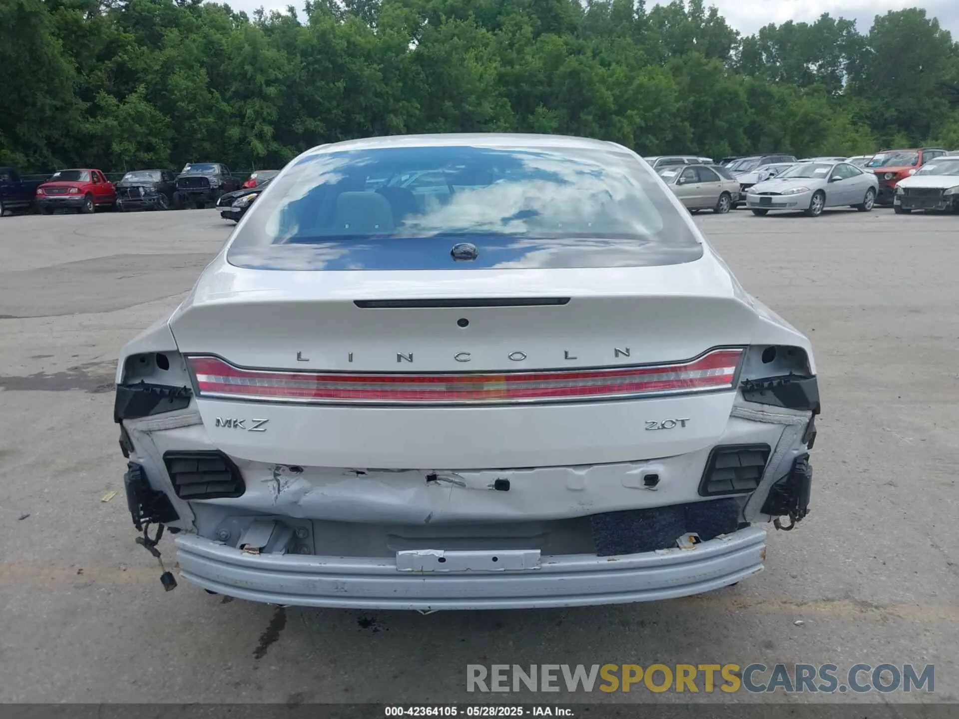18 fotografías del automóvil dañado 3LN6L5C98KR613877 LINCOLN MKZ 2019