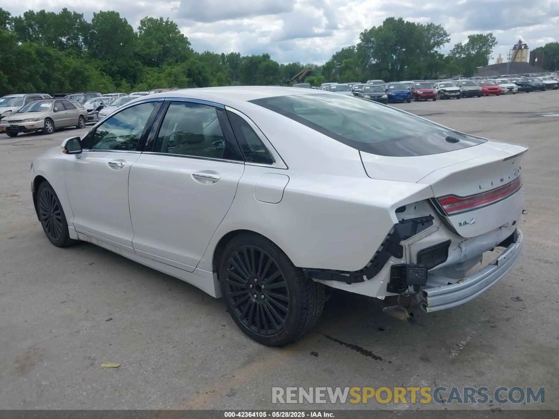 3 fotografías del automóvil dañado 3LN6L5C98KR613877 LINCOLN MKZ 2019