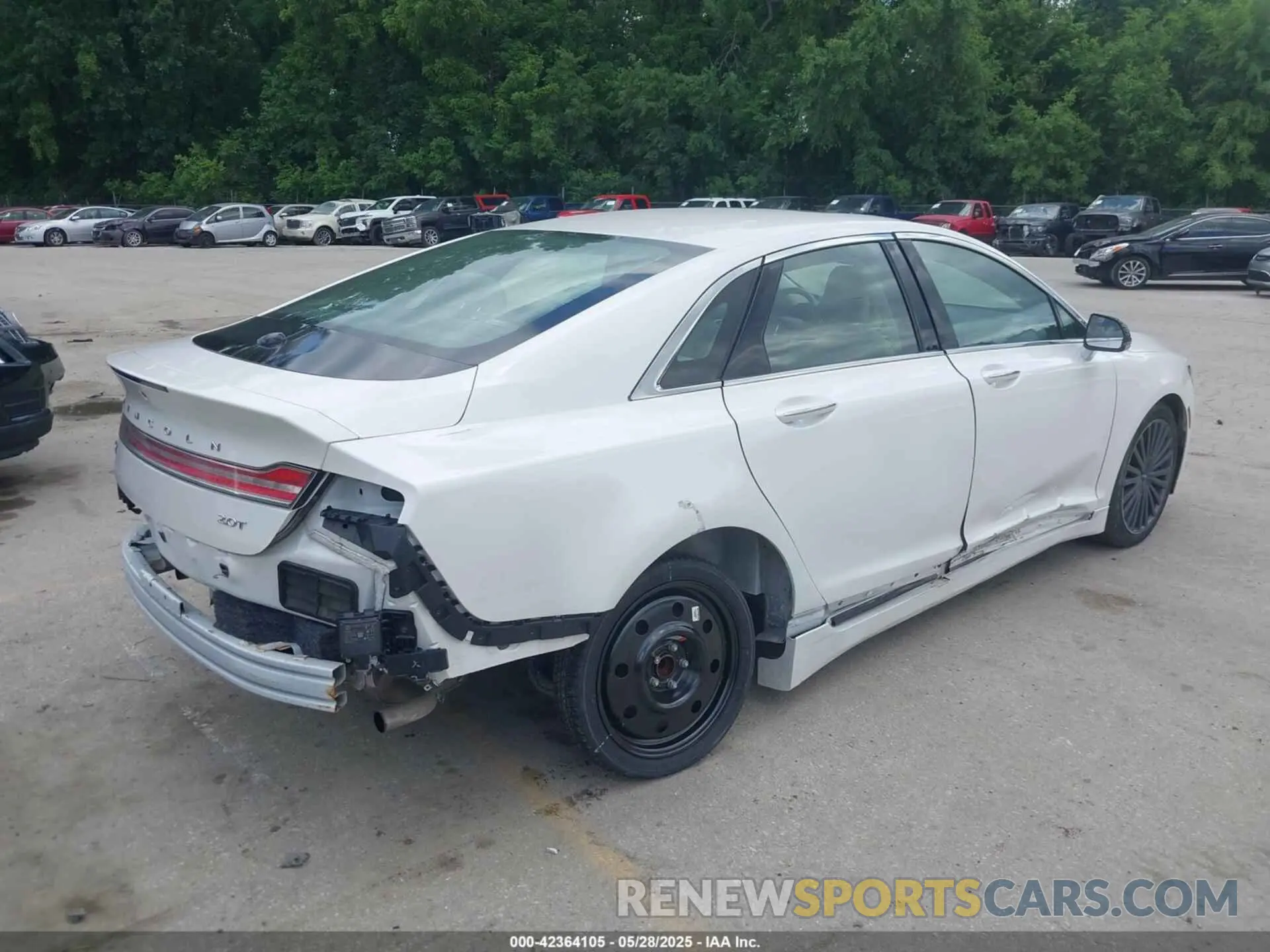 4 fotografías del automóvil dañado 3LN6L5C98KR613877 LINCOLN MKZ 2019