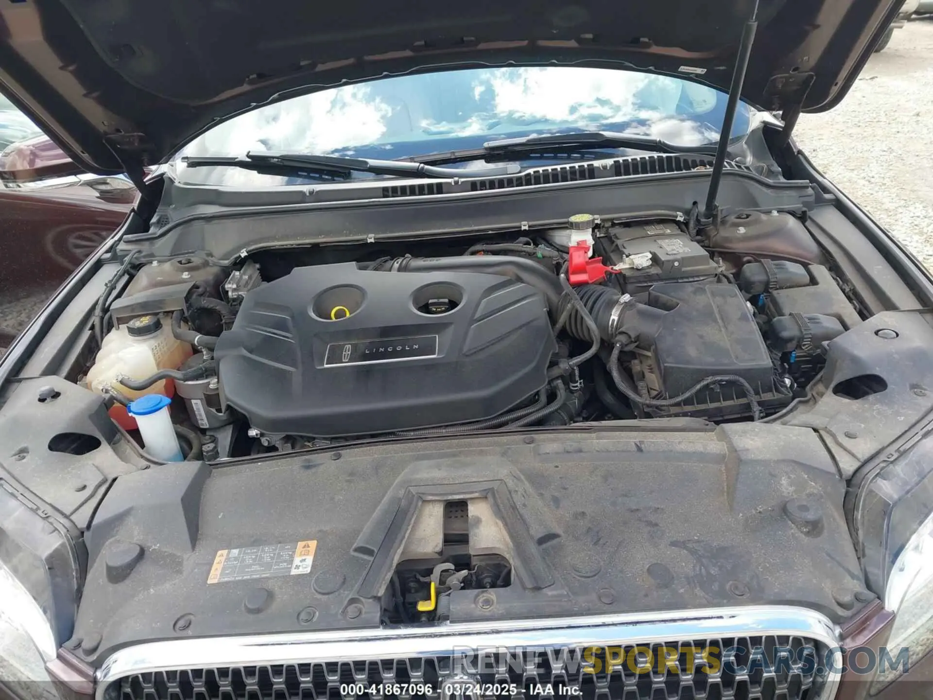 10 fotografías del automóvil dañado 3LN6L5C9XKR632687 LINCOLN MKZ 2019
