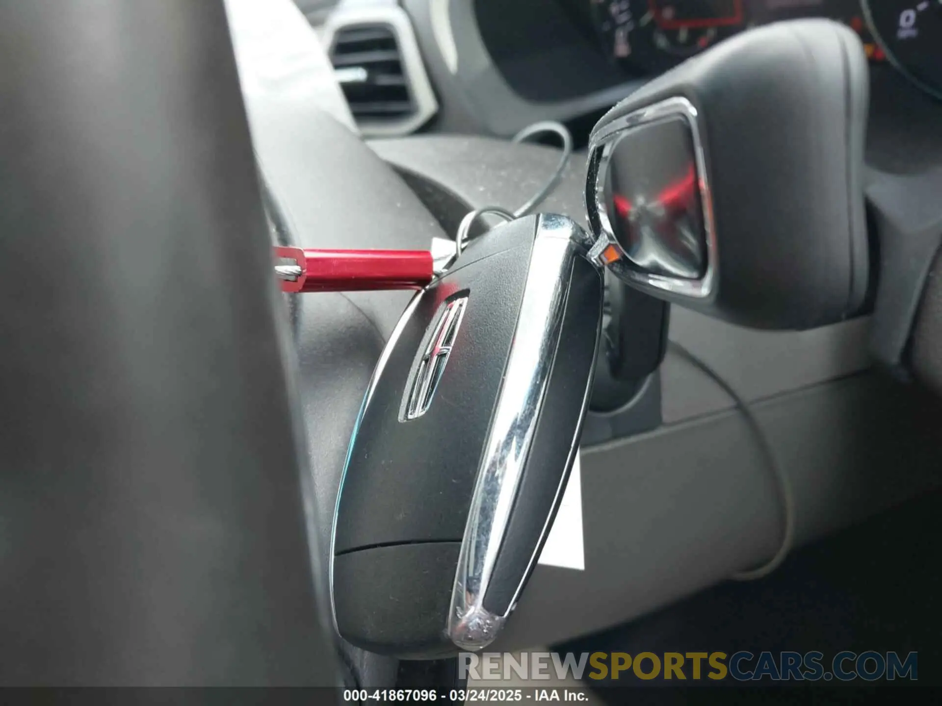 11 fotografías del automóvil dañado 3LN6L5C9XKR632687 LINCOLN MKZ 2019
