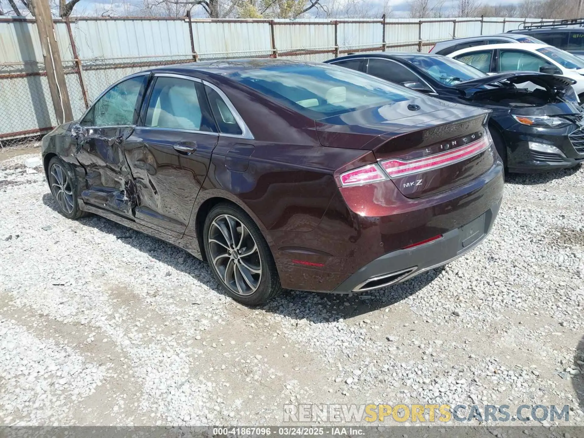 3 fotografías del automóvil dañado 3LN6L5C9XKR632687 LINCOLN MKZ 2019