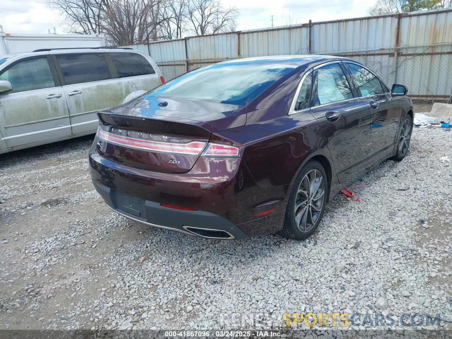 4 fotografías del automóvil dañado 3LN6L5C9XKR632687 LINCOLN MKZ 2019