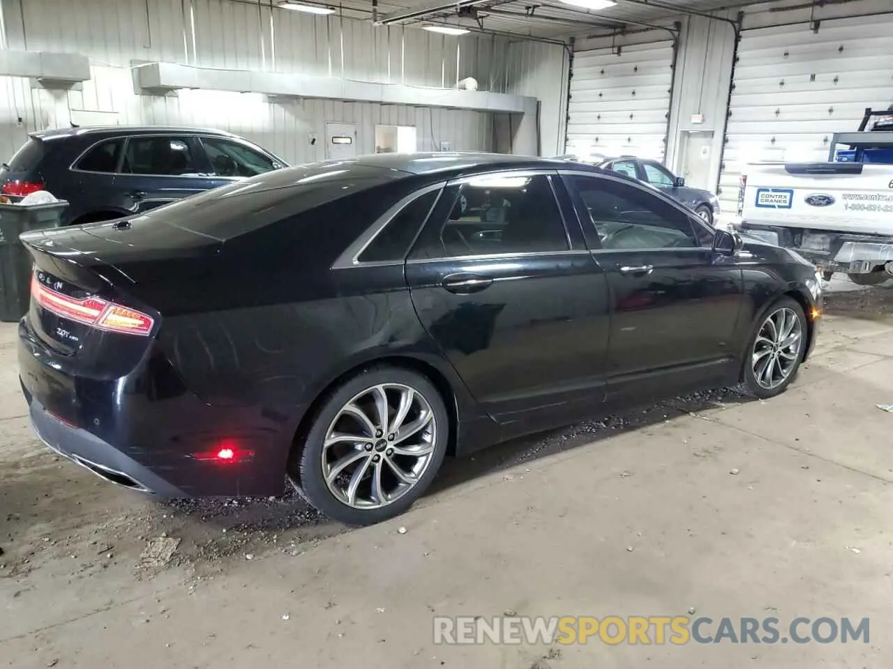 3 fotografías del automóvil dañado 3LN6L5D90KR628310 LINCOLN MKZ 2019