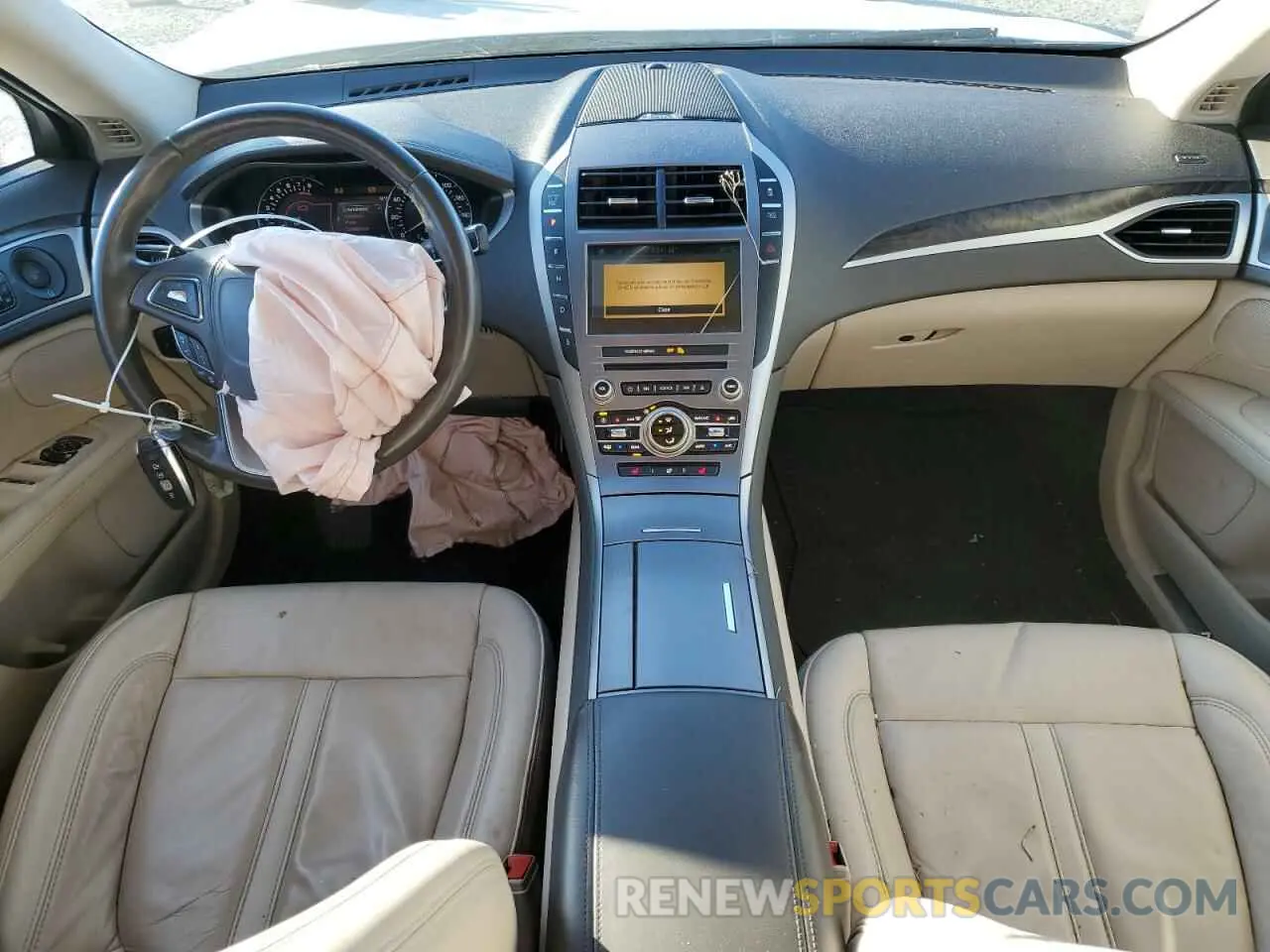 8 fotografías del automóvil dañado 3LN6L5D91KR614030 LINCOLN MKZ 2019