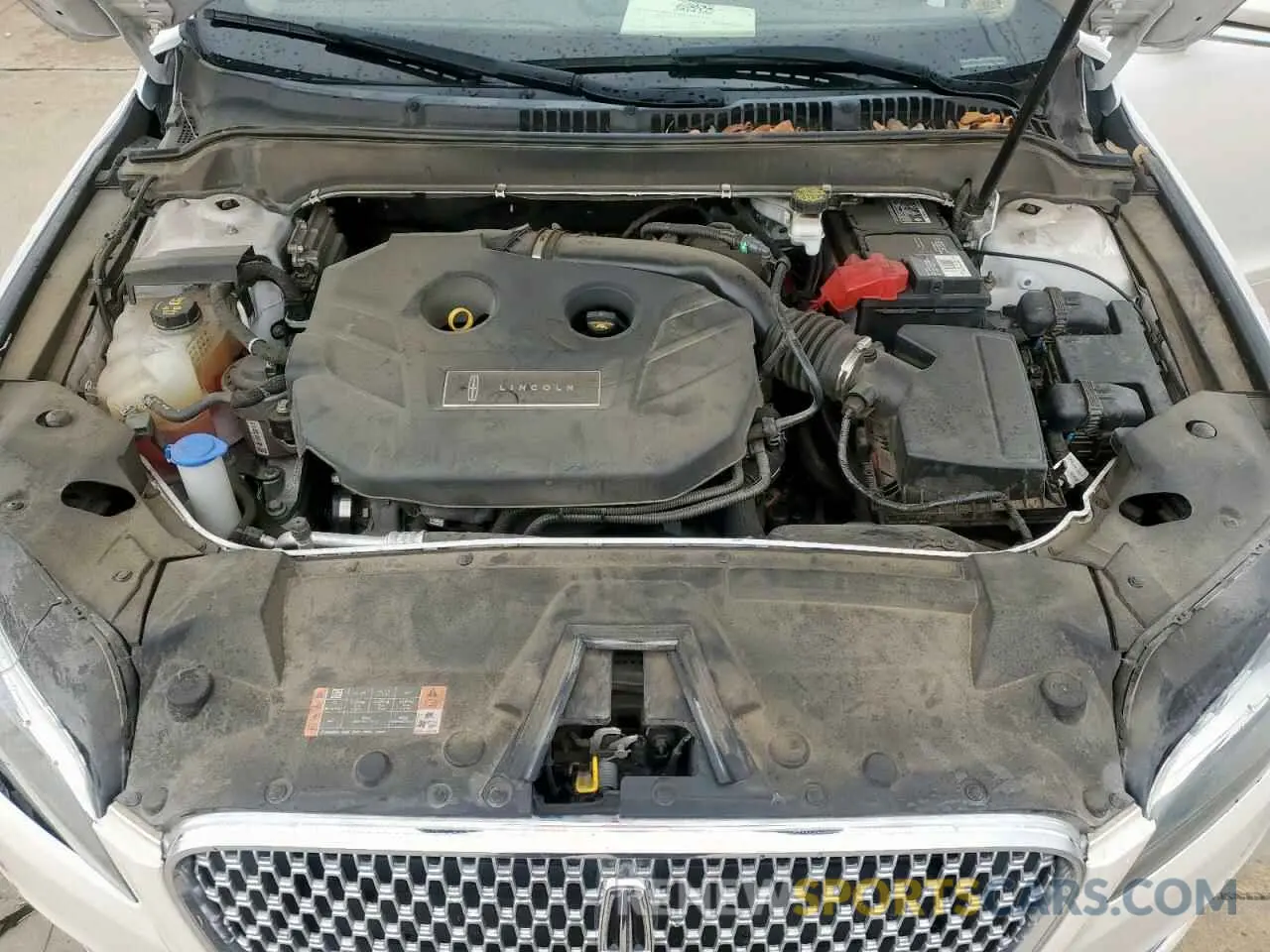 11 fotografías del automóvil dañado 3LN6L5E91KR607836 LINCOLN MKZ 2019