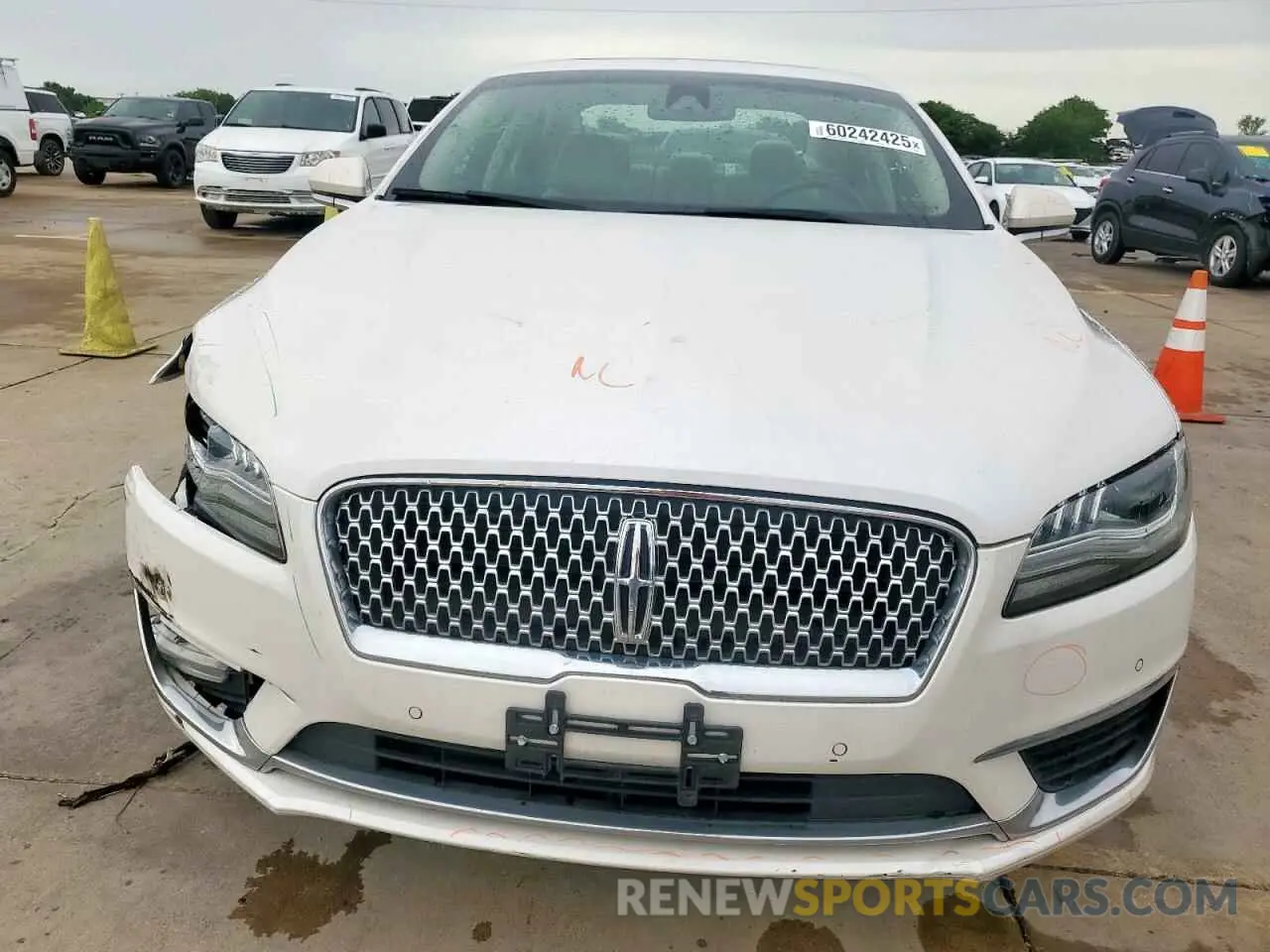 5 fotografías del automóvil dañado 3LN6L5E91KR607836 LINCOLN MKZ 2019
