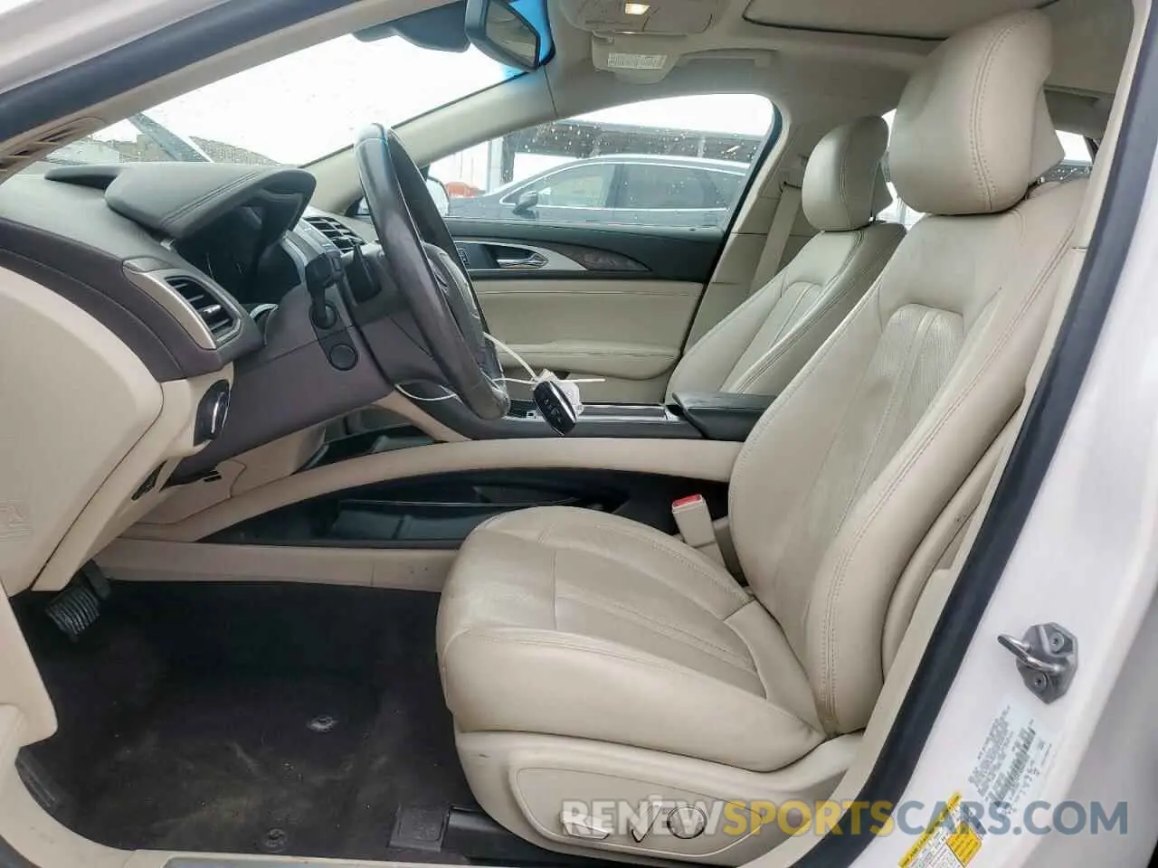 7 fotografías del automóvil dañado 3LN6L5E91KR607836 LINCOLN MKZ 2019