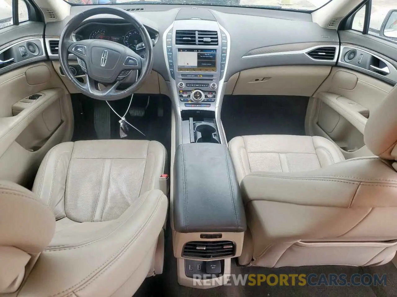 8 fotografías del automóvil dañado 3LN6L5E91KR607836 LINCOLN MKZ 2019