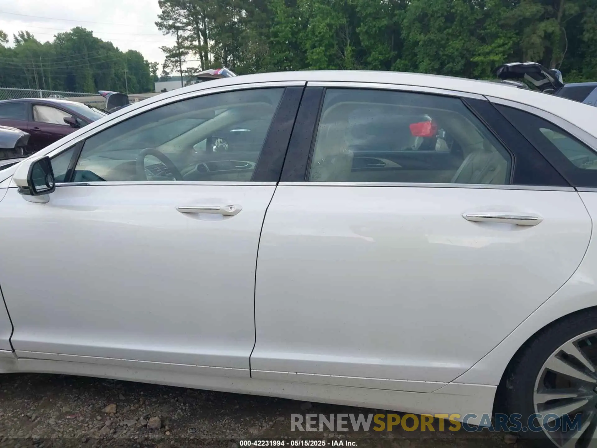 14 fotografías del automóvil dañado 3LN6L5E94KR607412 LINCOLN MKZ 2019