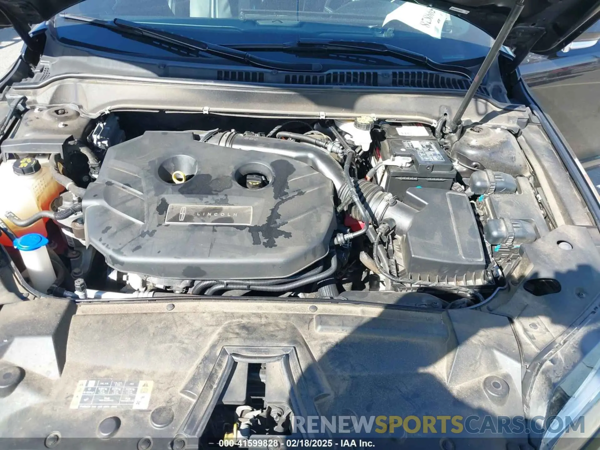 10 fotografías del automóvil dañado 3LN6L5E94KR610634 LINCOLN MKZ 2019