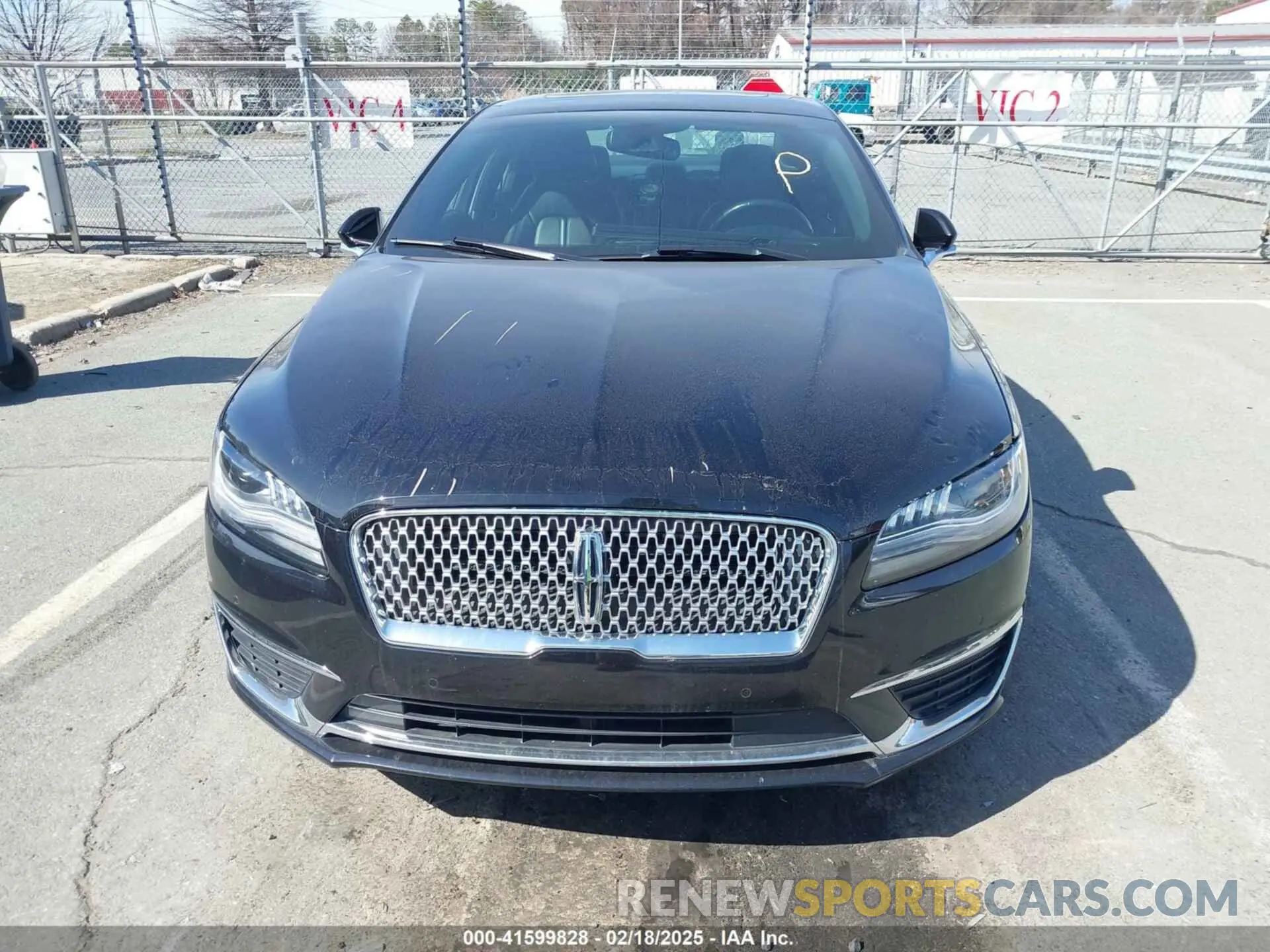 13 fotografías del automóvil dañado 3LN6L5E94KR610634 LINCOLN MKZ 2019