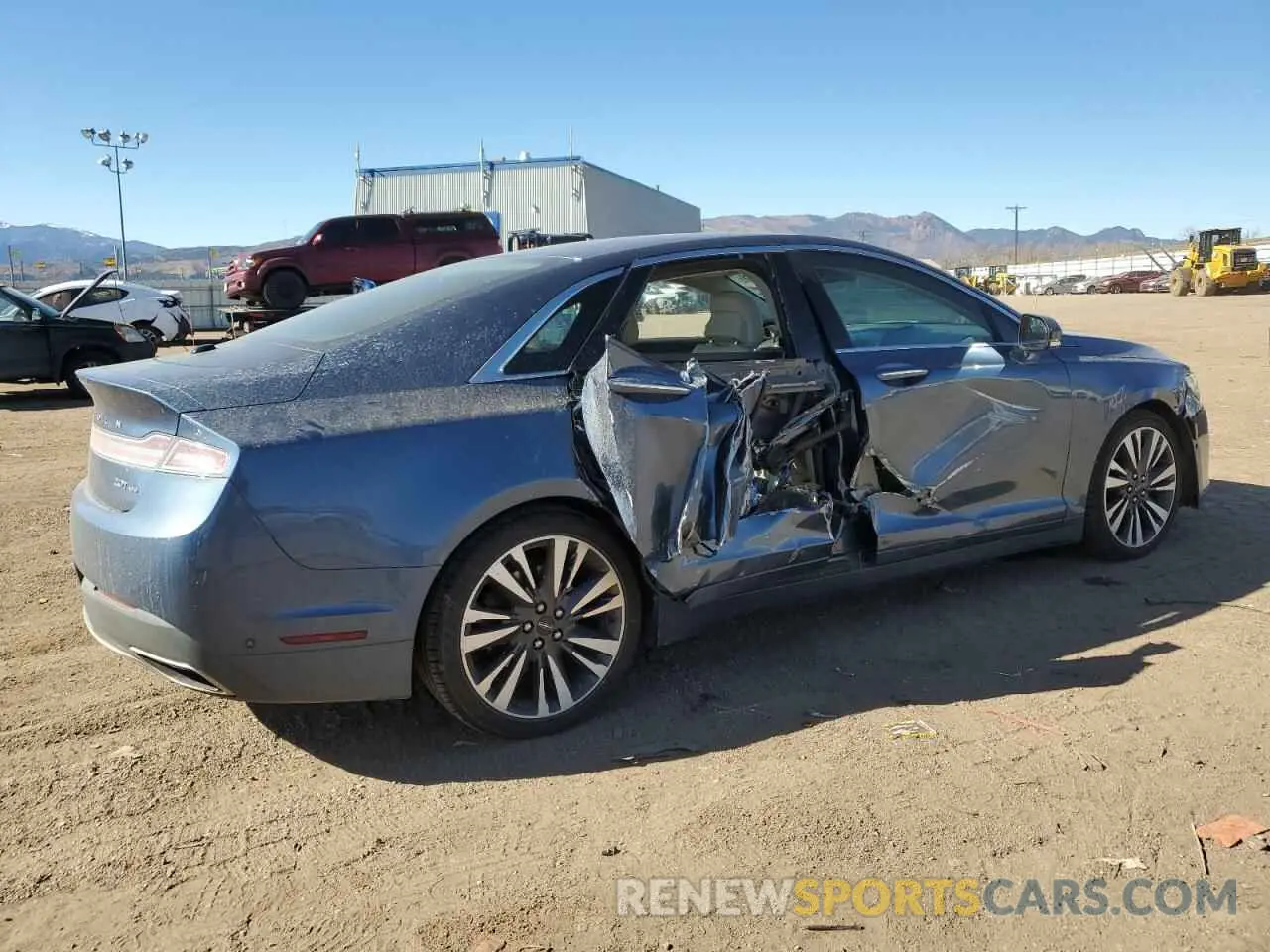 3 fotografías del automóvil dañado 3LN6L5F90KR601475 LINCOLN MKZ 2019